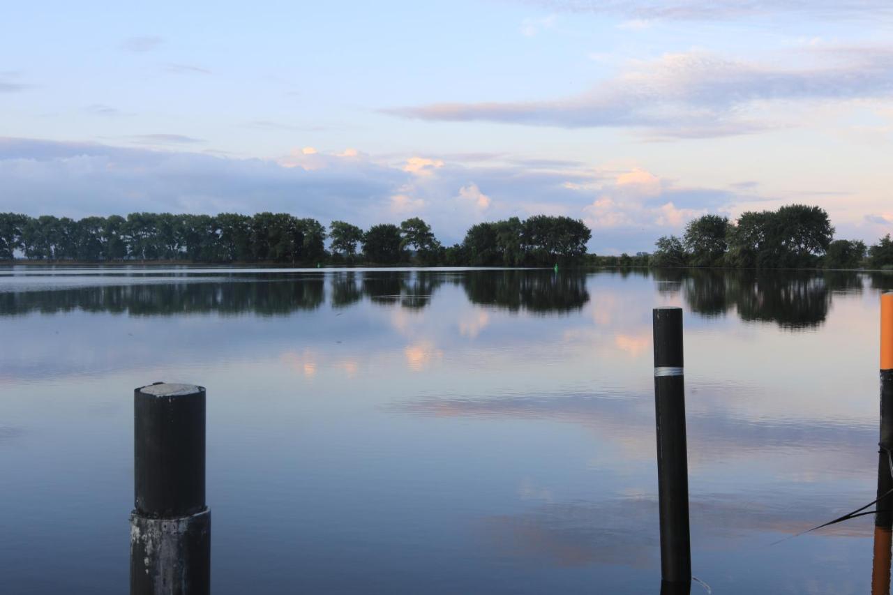 Ferienpark Suederstapel - Eiderlodge 3 Экстерьер фото